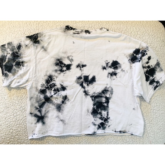 BABY GIRL graphic tee tie dye crop top - Picture 2 of 4